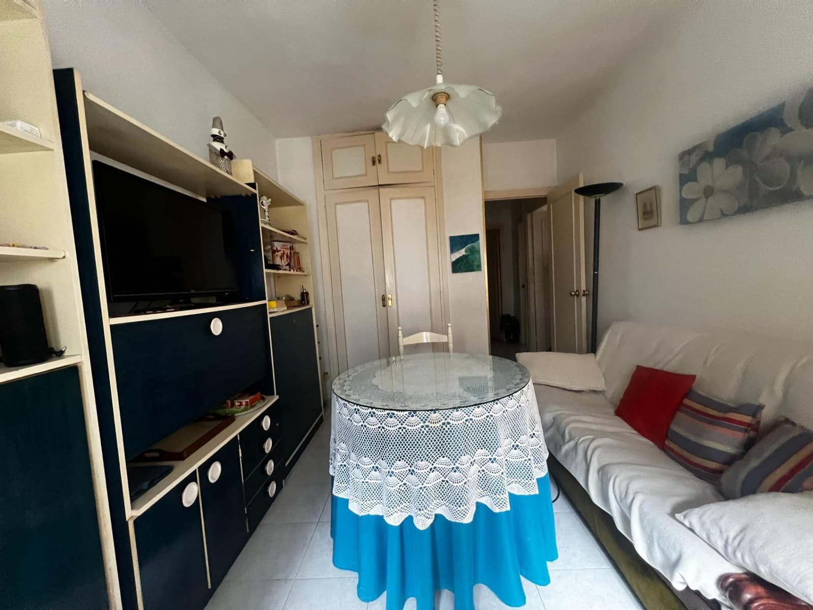 3 bedroom Flat for sale in Algeciras with garage - € 156,000 (Ref: 9770645)