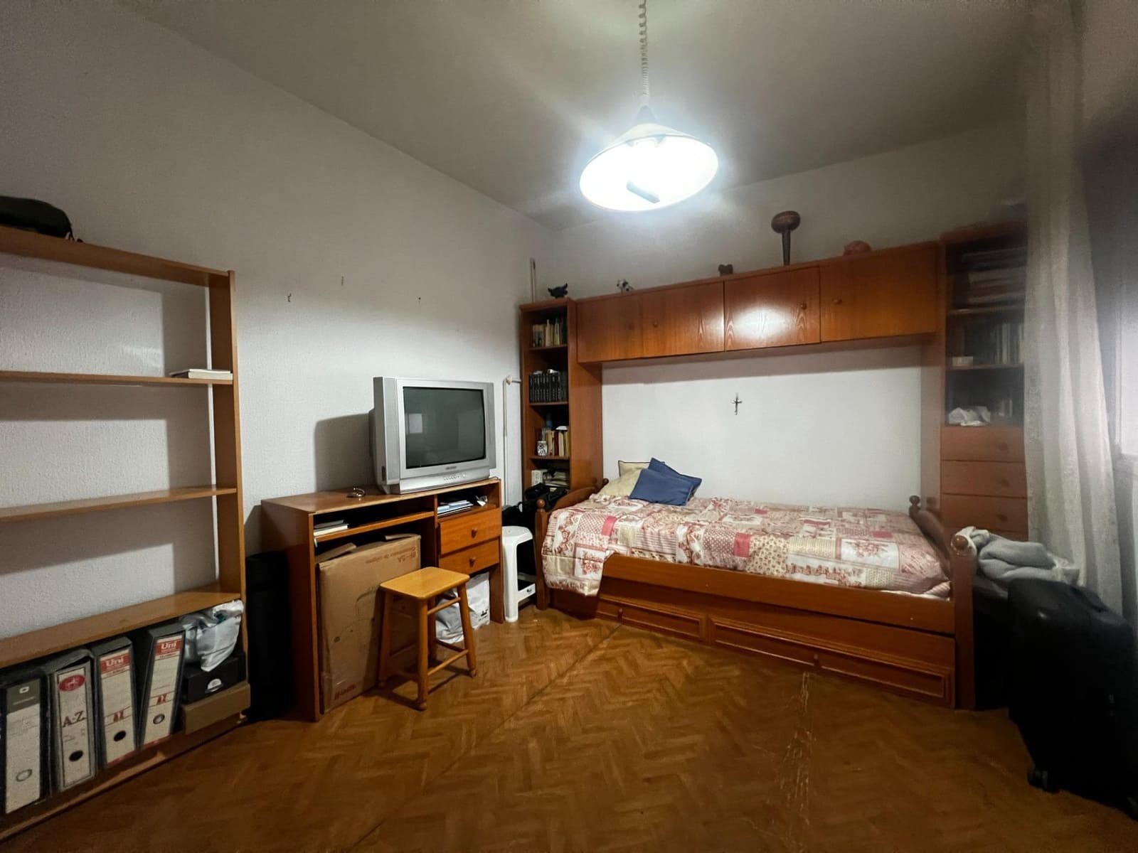 3 bedroom Flat for sale in Algeciras with garage - € 156,000 (Ref: 9770645)