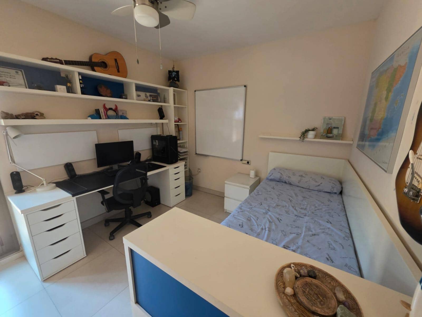 5 bedroom Villa for sale in Algeciras with pool - € 580,000 (Ref: 9770646)