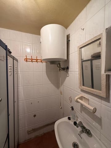 Comercial para venda em La Línea de la Concepción - 150 000 € (Ref: 9770648)