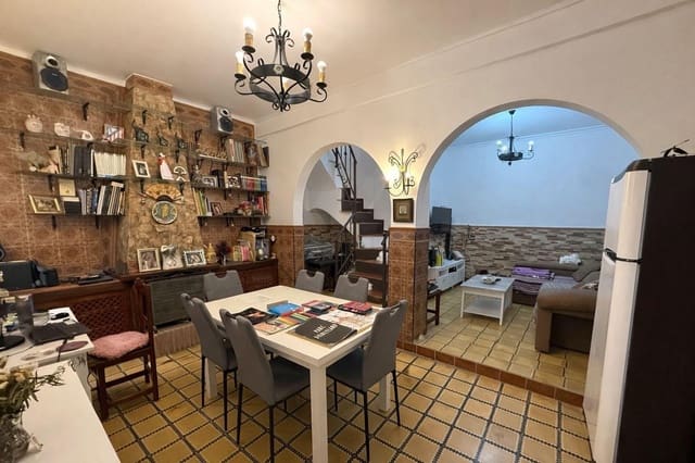 3 soveværelse Lejlighed til salg i La Línea de la Concepción med garage - € 230.000 (Ref: 9773059)