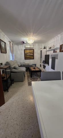 3 Zimmer Reihenhaus zu verkaufen in Algeciras mit Garage - 207.000 € (Ref: 9778124)