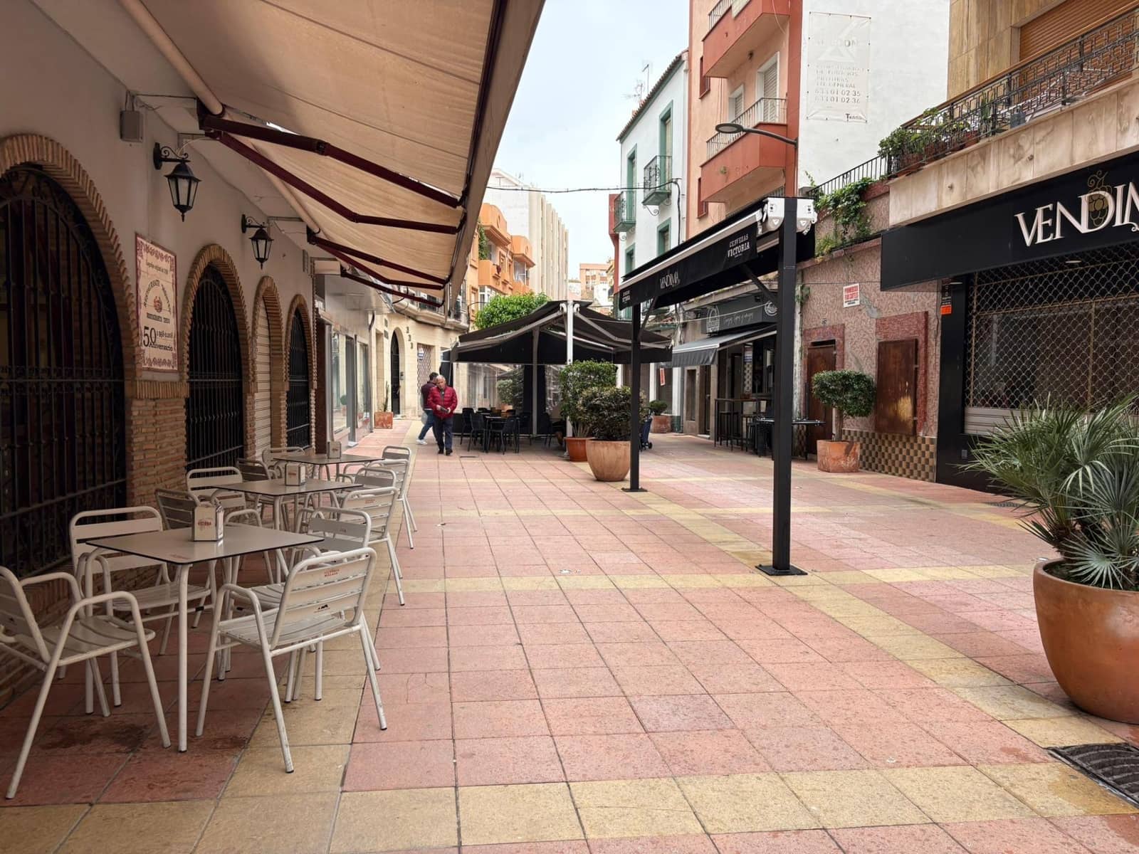 Local Comercial en Algeciras en venta - 73.000 € (Ref: 9788393)