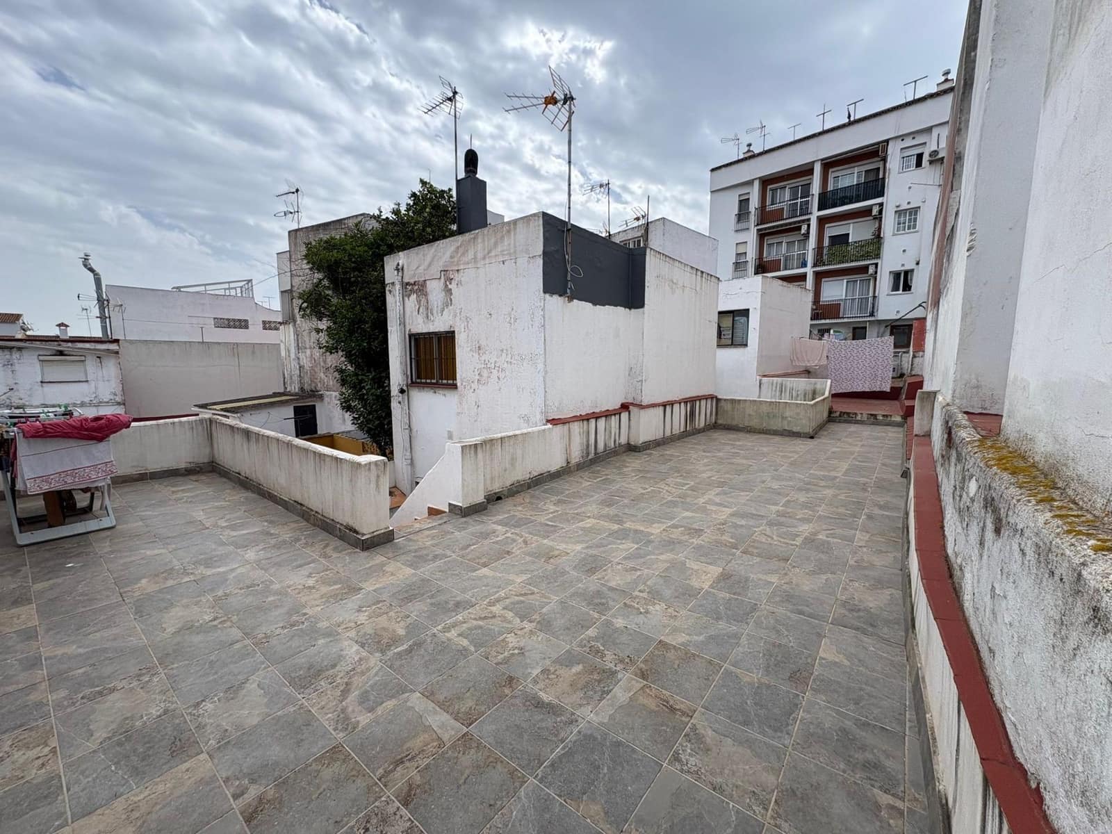 2 soverom Hus til salgs i Algeciras - € 153 000 (Ref: 9788394)
