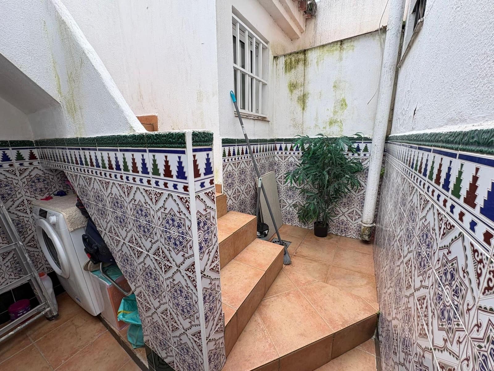 2 soverom Hus til salgs i Algeciras - € 153 000 (Ref: 9788394)