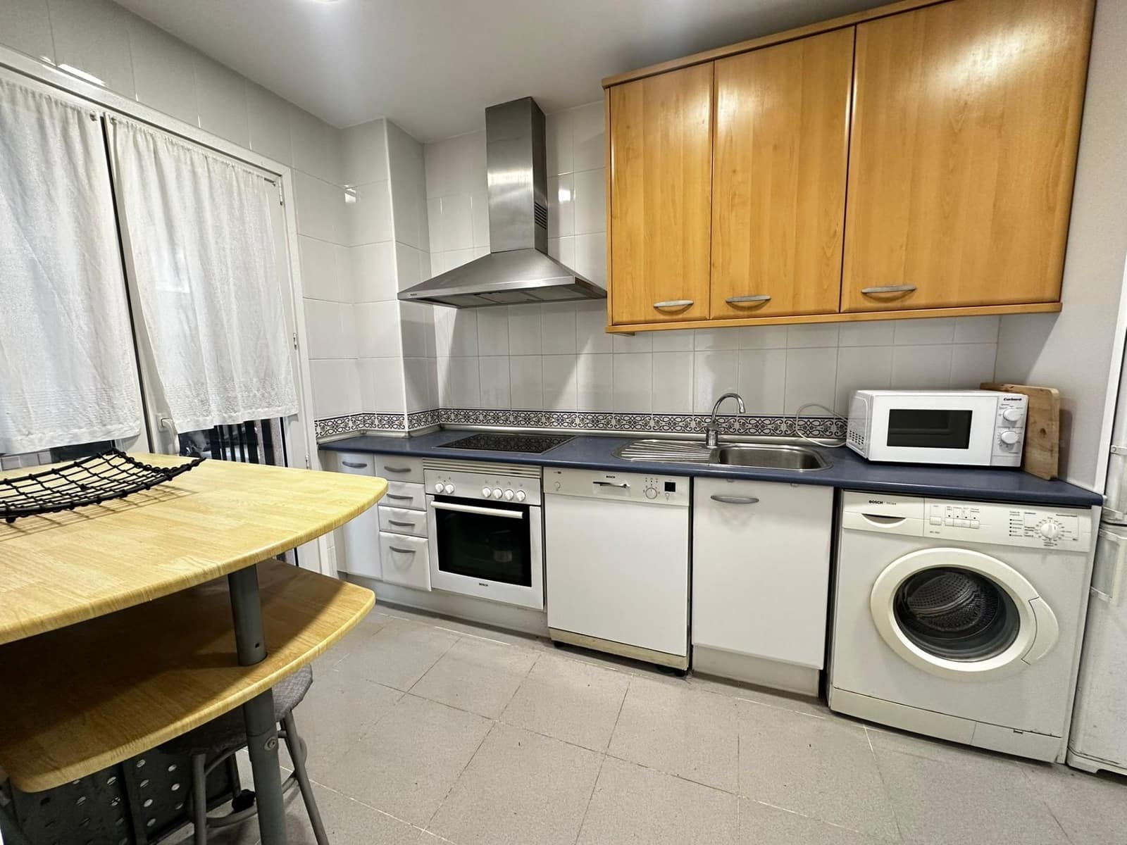 3 chambre Villa/Maison Semi-Mitoyenne à vendre à La Alcaidesa avec piscine - 367 000 € (Ref: 9788395)