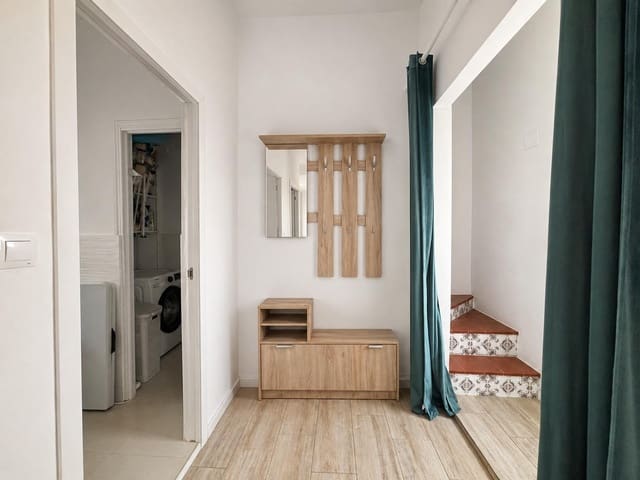 3 slaapkamer Rijtjeshuis te koop in San Roque - € 282.000 (Ref: 9799248)