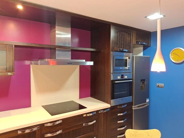 3 sypialnia Dom szeregowy na sprzedaż w Algeciras z garażem - 195 000 € (Ref: 9815842)