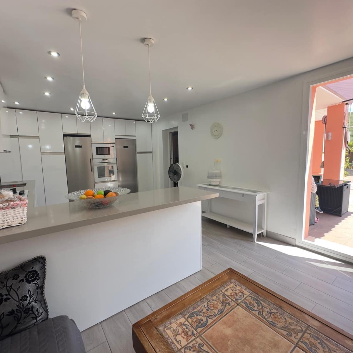 5 chambre Appartement à vendre à La Linea de la Concepcion - 295 000 € (Ref: 9818203)
