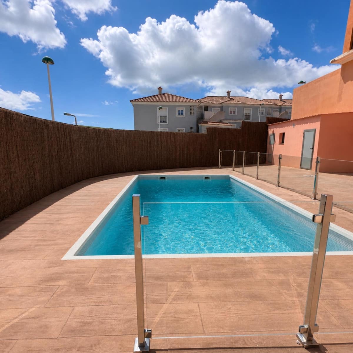 5 chambre Appartement à vendre à La Linea de la Concepcion - 295 000 € (Ref: 9818203)