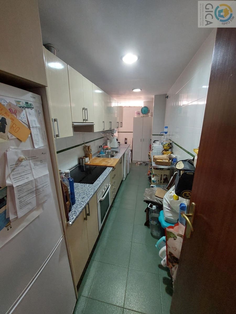 3 bedroom Flat for sale in Algeciras - € 169,990 (Ref: 9825248)