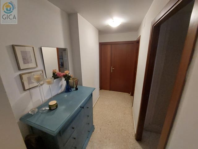 Piso de 3 habitaciones en Algeciras en venta - 169.990 € (Ref: 9825248)