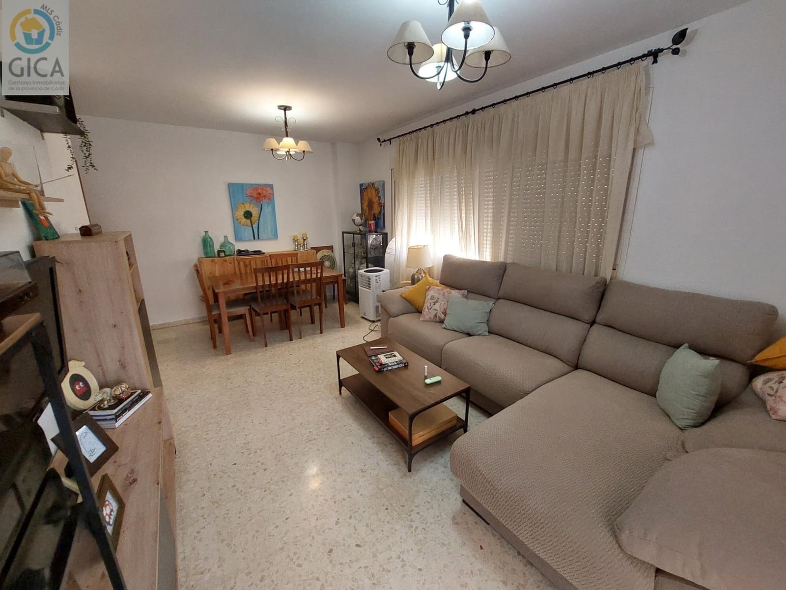 3 bedroom Flat for sale in Algeciras - € 169,990 (Ref: 9825248)