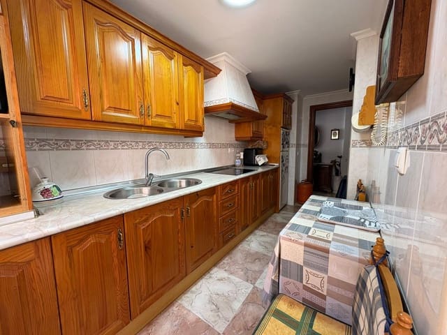 3 slaapkamer Flat te koop in Algeciras - € 149.000 (Ref: 9829087)