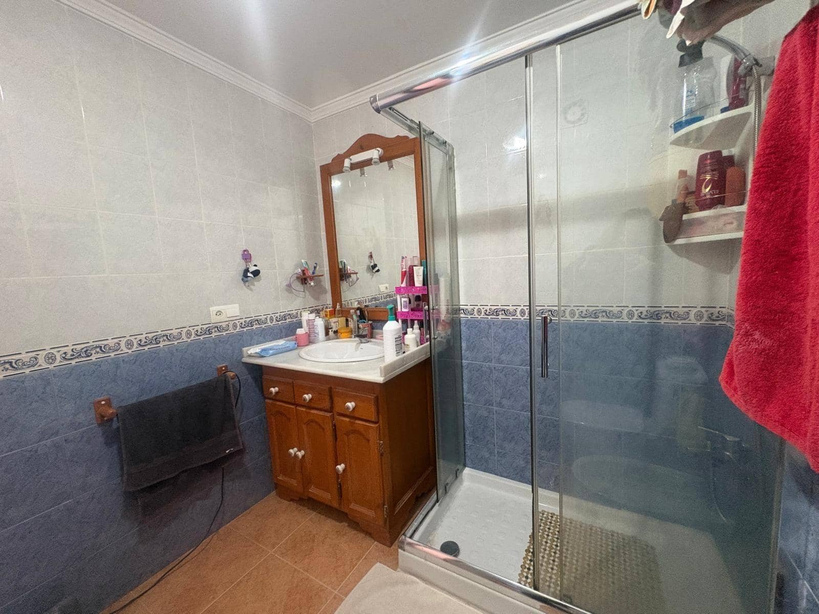 2 bedroom Flat for sale in Algeciras - € 132,000 (Ref: 9831355)