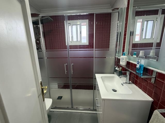 3 sypialnia Mieszkanie na sprzedaż w La Línea de la Concepción - 145 000 € (Ref: 9846237)