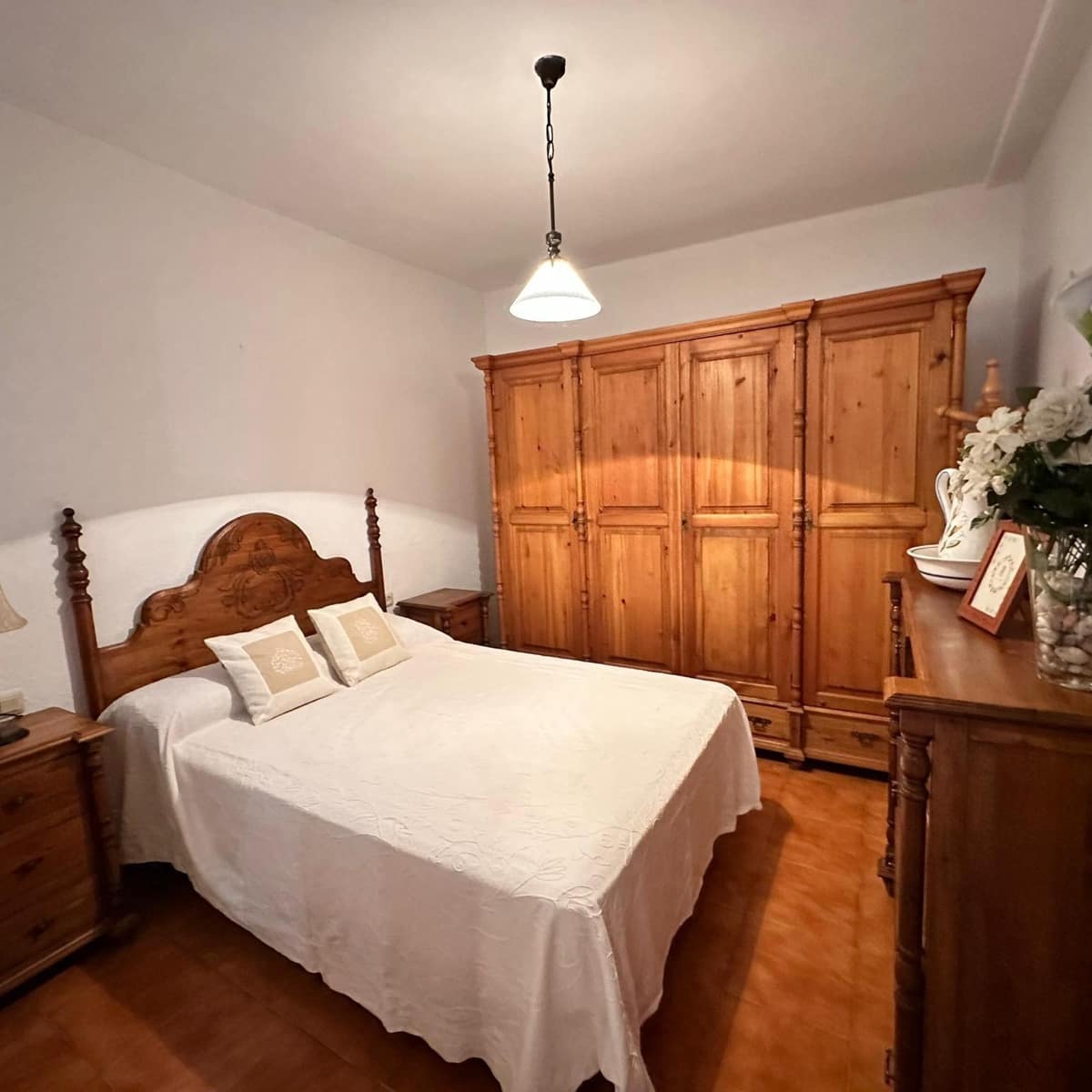 4 bedroom Villa for sale in Algeciras - € 210,000 (Ref: 9865184)
