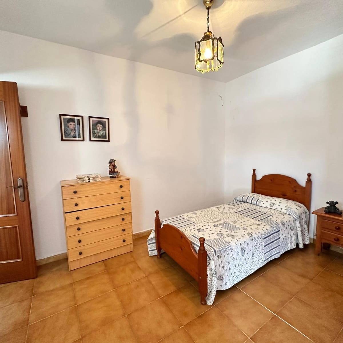 4 bedroom Villa for sale in Algeciras - € 210,000 (Ref: 9865184)