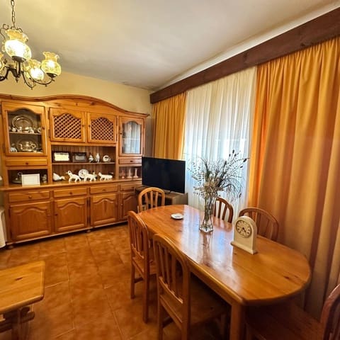 4 chambre Villa/Maison à vendre à Algeciras - 210 000 € (Ref: 9865184)