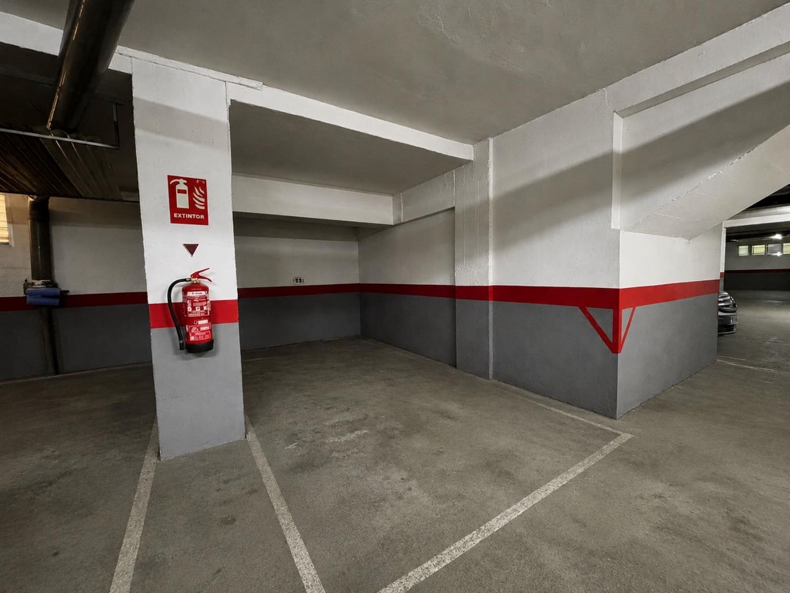 Garage for sale in La Linea de la Concepcion - € 19,500 (Ref: 9873501)