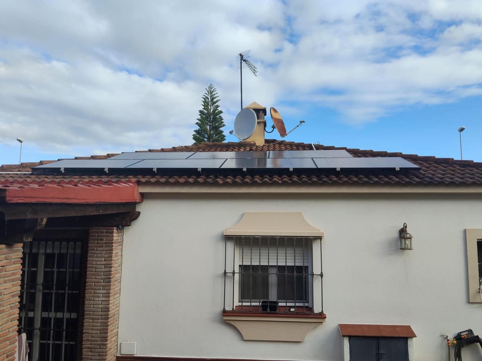 3 Zimmer Villa zu verkaufen in Algeciras mit Garage - 329.990 € (Ref: 9876418)