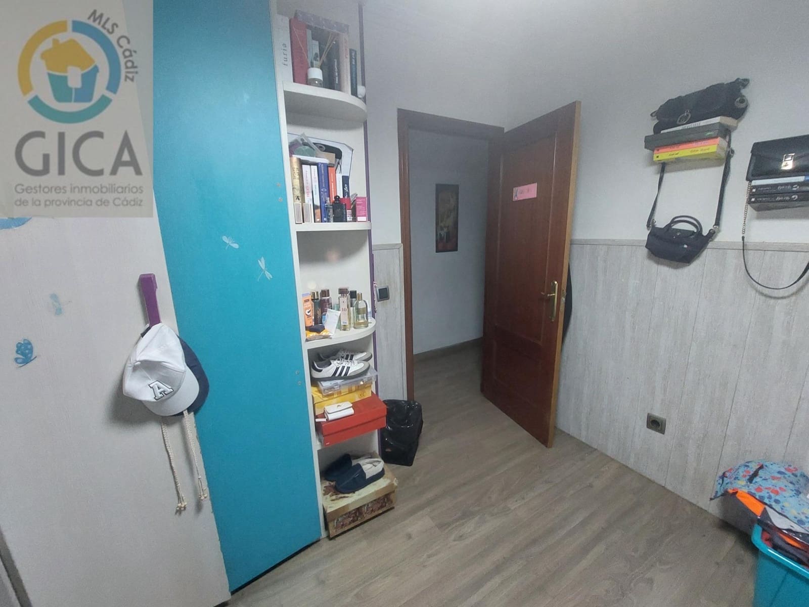 3 Zimmer Villa zu verkaufen in Algeciras mit Garage - 329.990 € (Ref: 9876418)
