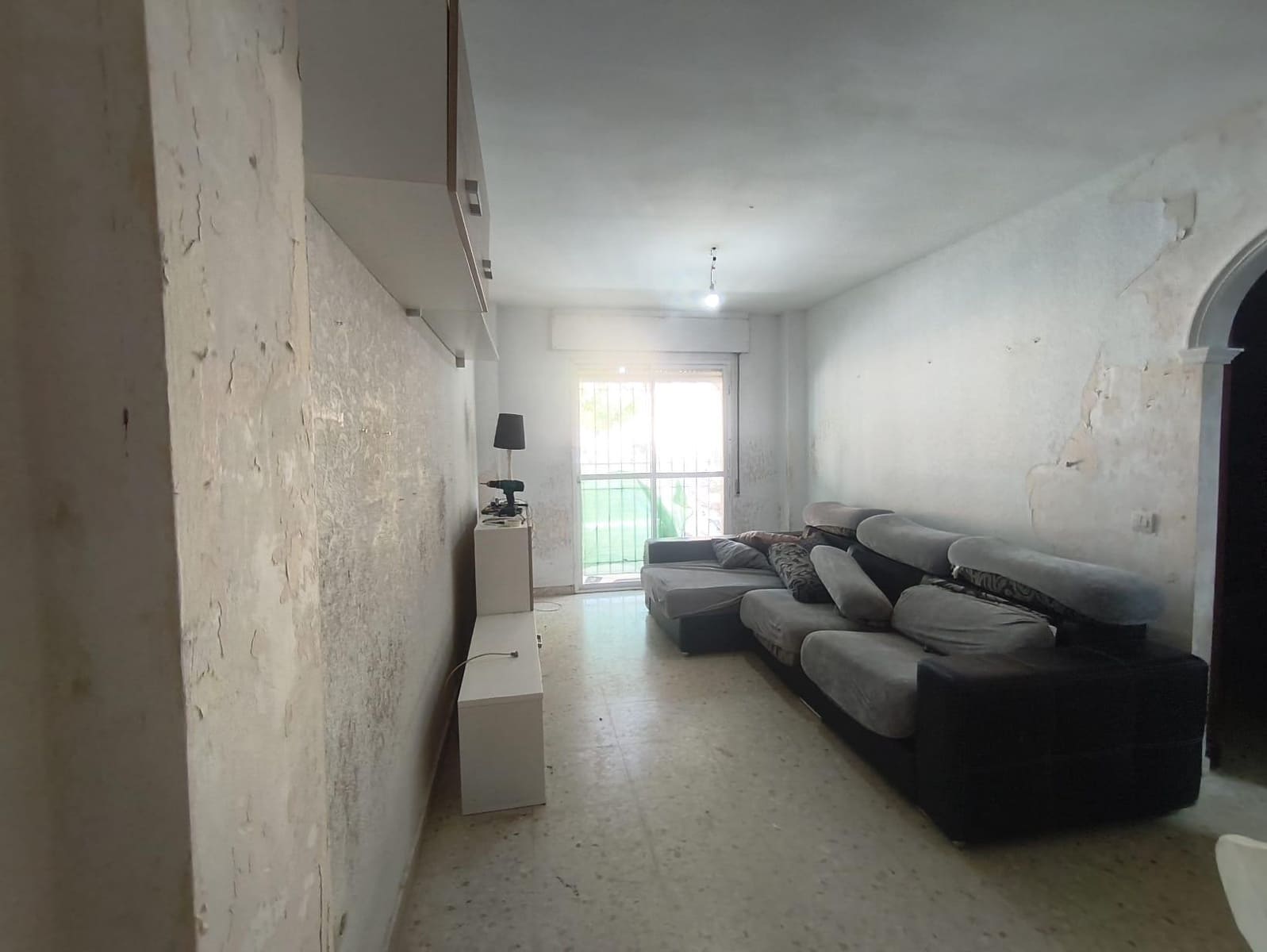 3 bedroom Flat for sale in Algeciras - € 103,000 (Ref: 9876420)