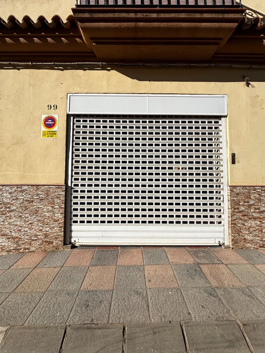 Kommersiell til salgs i Los Barrios - € 126 000 (Ref: 9884801)