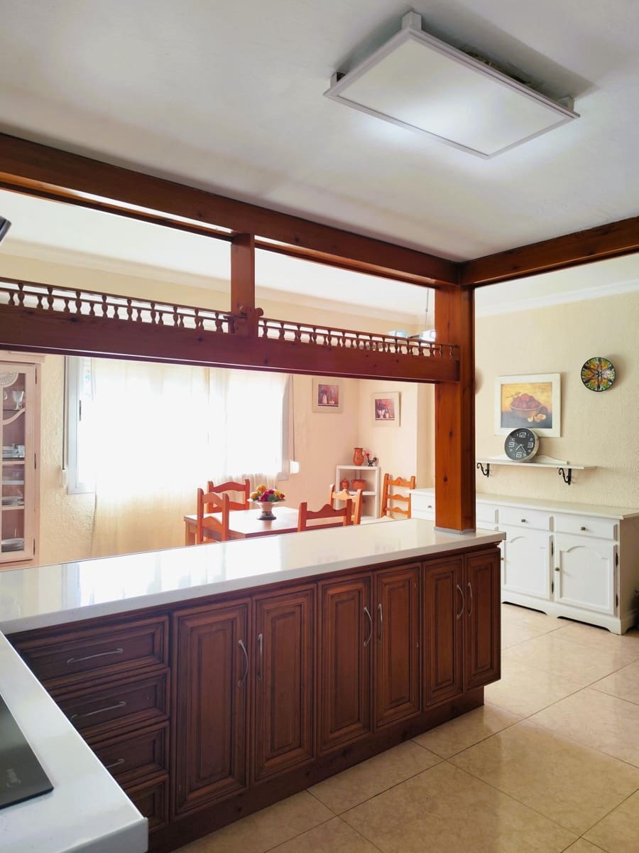 4 slaapkamer Flat te koop in Algeciras - € 206.000 (Ref: 9884802)