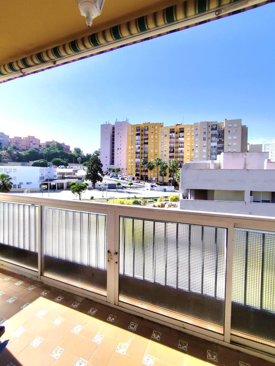 4 slaapkamer Flat te koop in Algeciras - € 206.000 (Ref: 9884802)