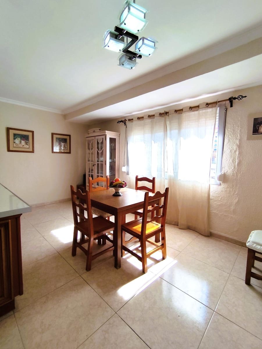 4 slaapkamer Flat te koop in Algeciras - € 206.000 (Ref: 9884802)