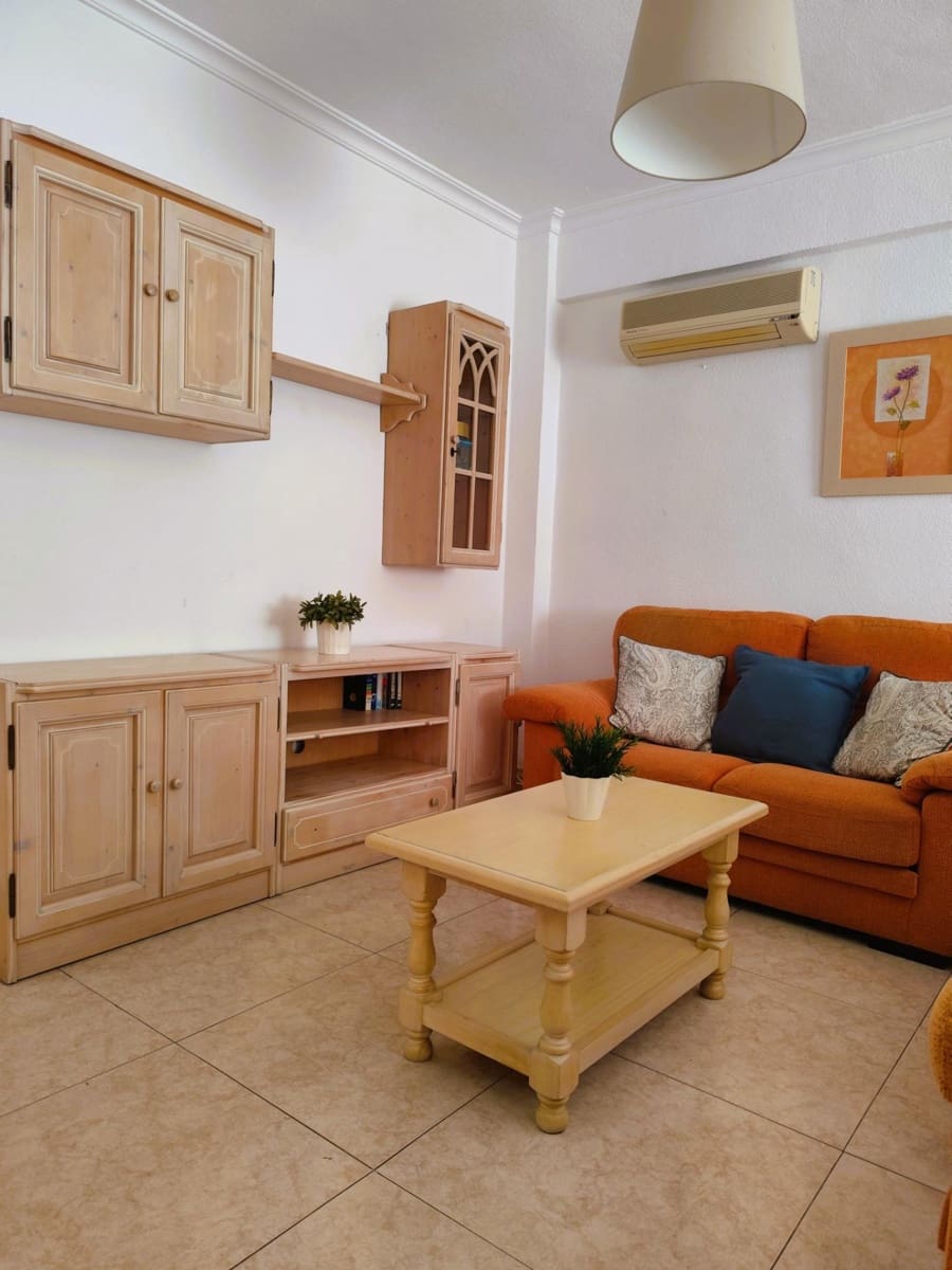 4 slaapkamer Flat te koop in Algeciras - € 206.000 (Ref: 9884802)