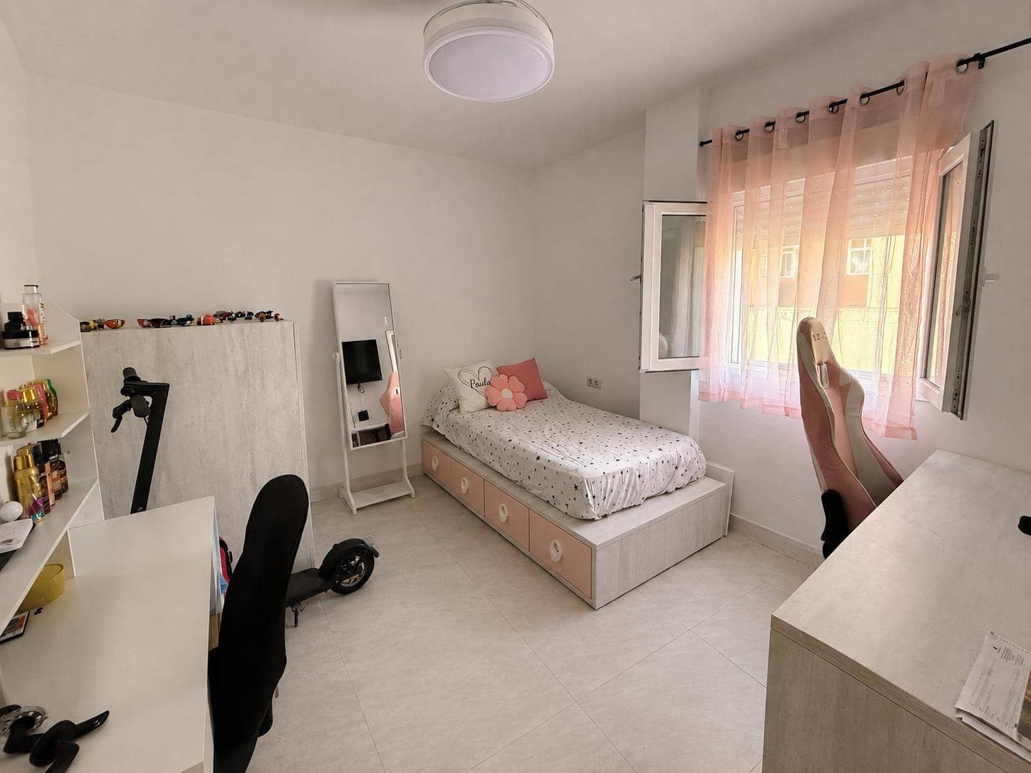 3 bedroom Flat for sale in La Linea de la Concepcion - € 162,900 (Ref: 9892369)