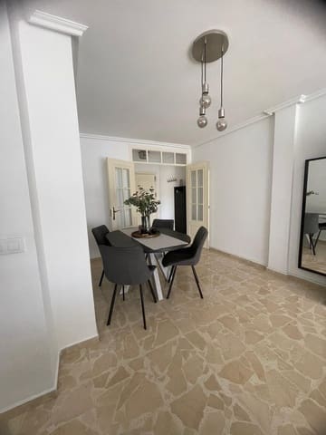 3 bedroom Flat for sale in Algeciras with garage - € 171,000 (Ref: 9896334)