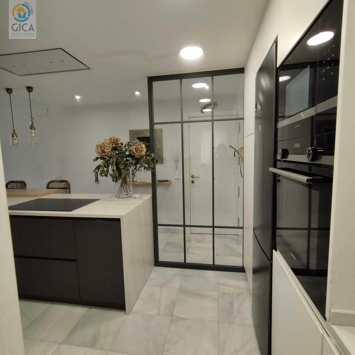3 bedroom Flat for sale in Algeciras - € 233,000 (Ref: 9898691)
