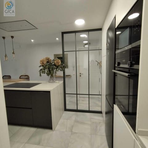 3 bedroom Flat for sale in Algeciras - € 233,000 (Ref: 9898691)