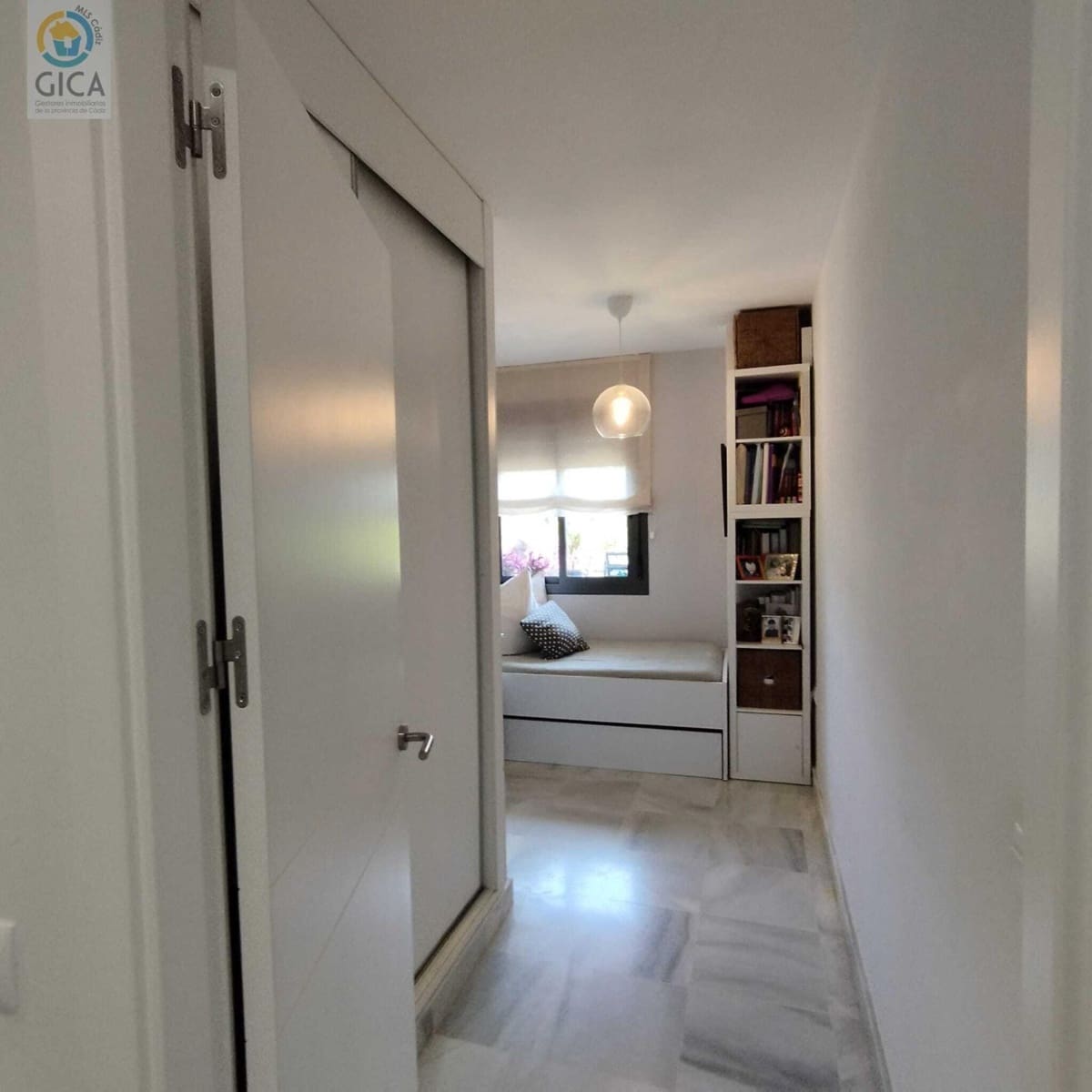 3 bedroom Flat for sale in Algeciras - € 233,000 (Ref: 9898691)