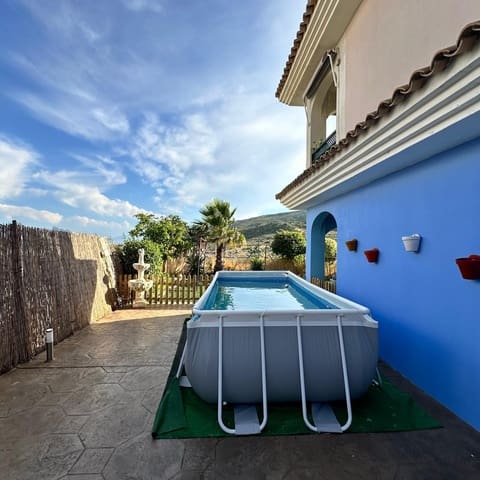 3 sovrum Lägenhet till salu i La Línea de la Concepción - 318 000 € (Ref: 9911058)