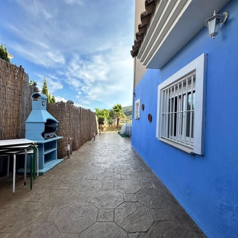 3 sovrum Lägenhet till salu i La Línea de la Concepción - 318 000 € (Ref: 9911058)