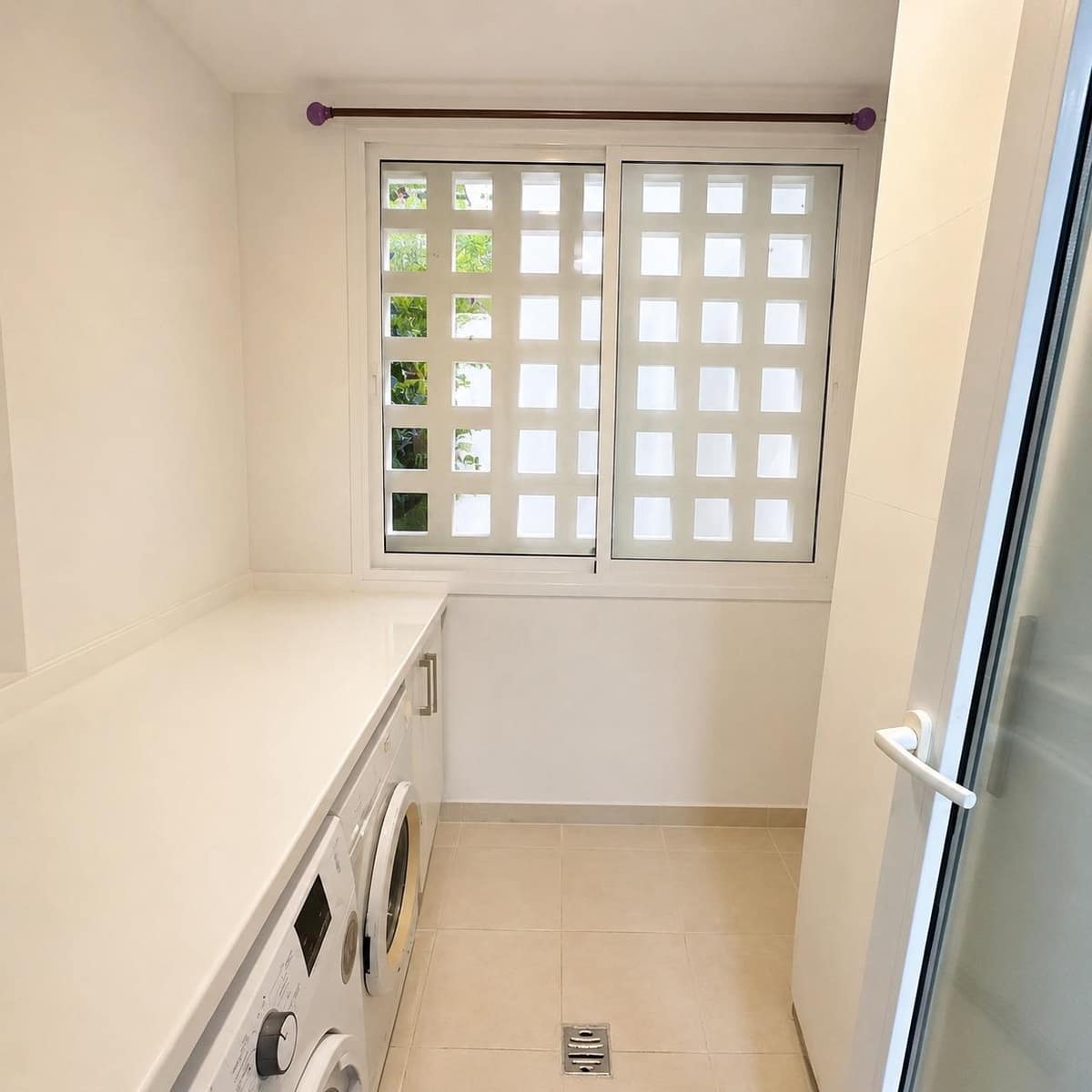 3 sovrum Lägenhet till salu i La Linea de la Concepcion - 318 000 € (Ref: 9911058)