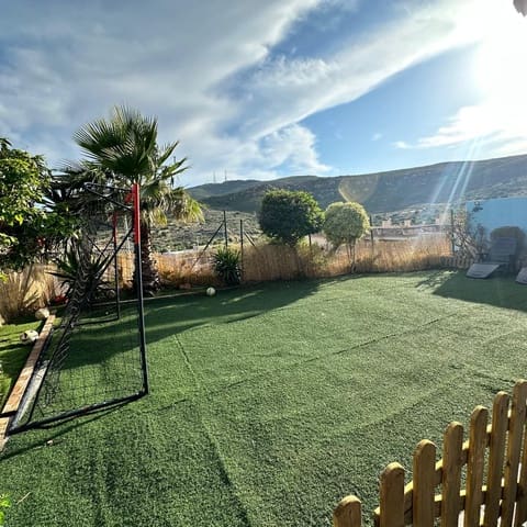 3 sovrum Lägenhet till salu i La Línea de la Concepción - 318 000 € (Ref: 9911058)