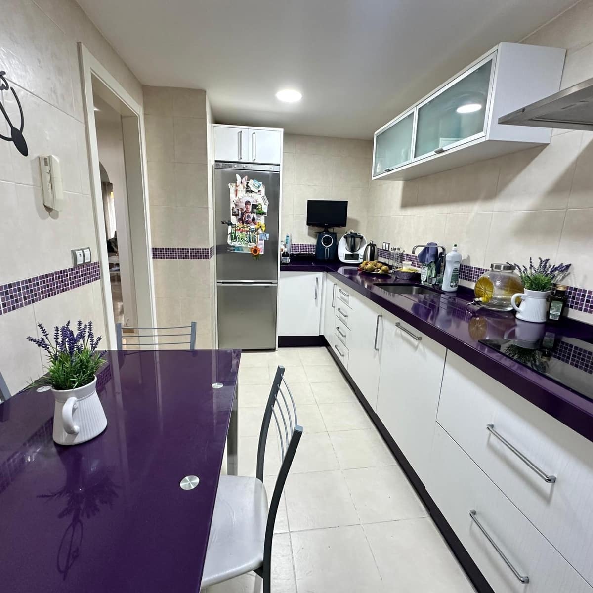 3 bedroom Apartment for sale in La Linea de la Concepcion - € 318,000 (Ref: 9911058)