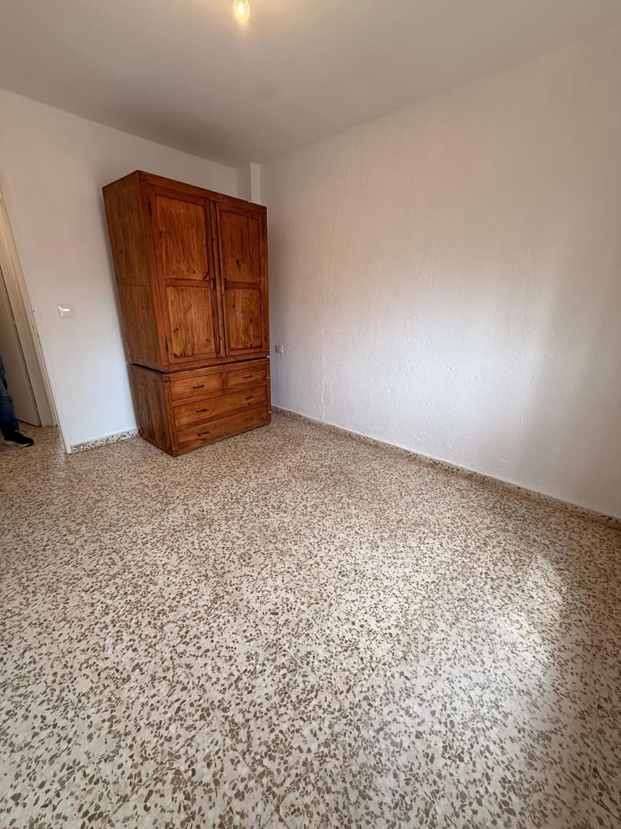 3 soveværelse Lejlighed til salg i Algeciras - € 140.000 (Ref: 9922307)