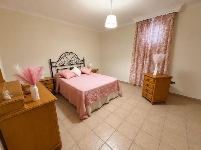 3 sovrum Villa till salu i La Línea de la Concepción med pool garage - 565 000 € (Ref: 9939971)