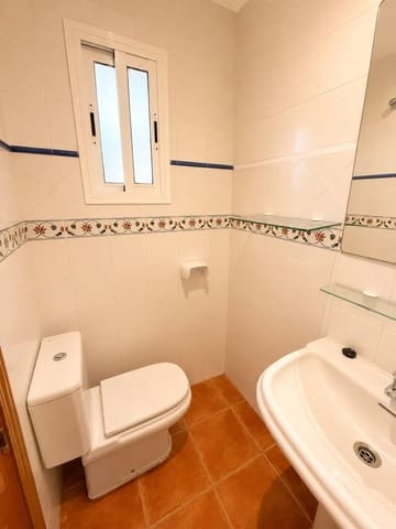 3 Zimmer Haus zu verkaufen in Algeciras mit Pool - 292.000 € (Ref: 9942526)