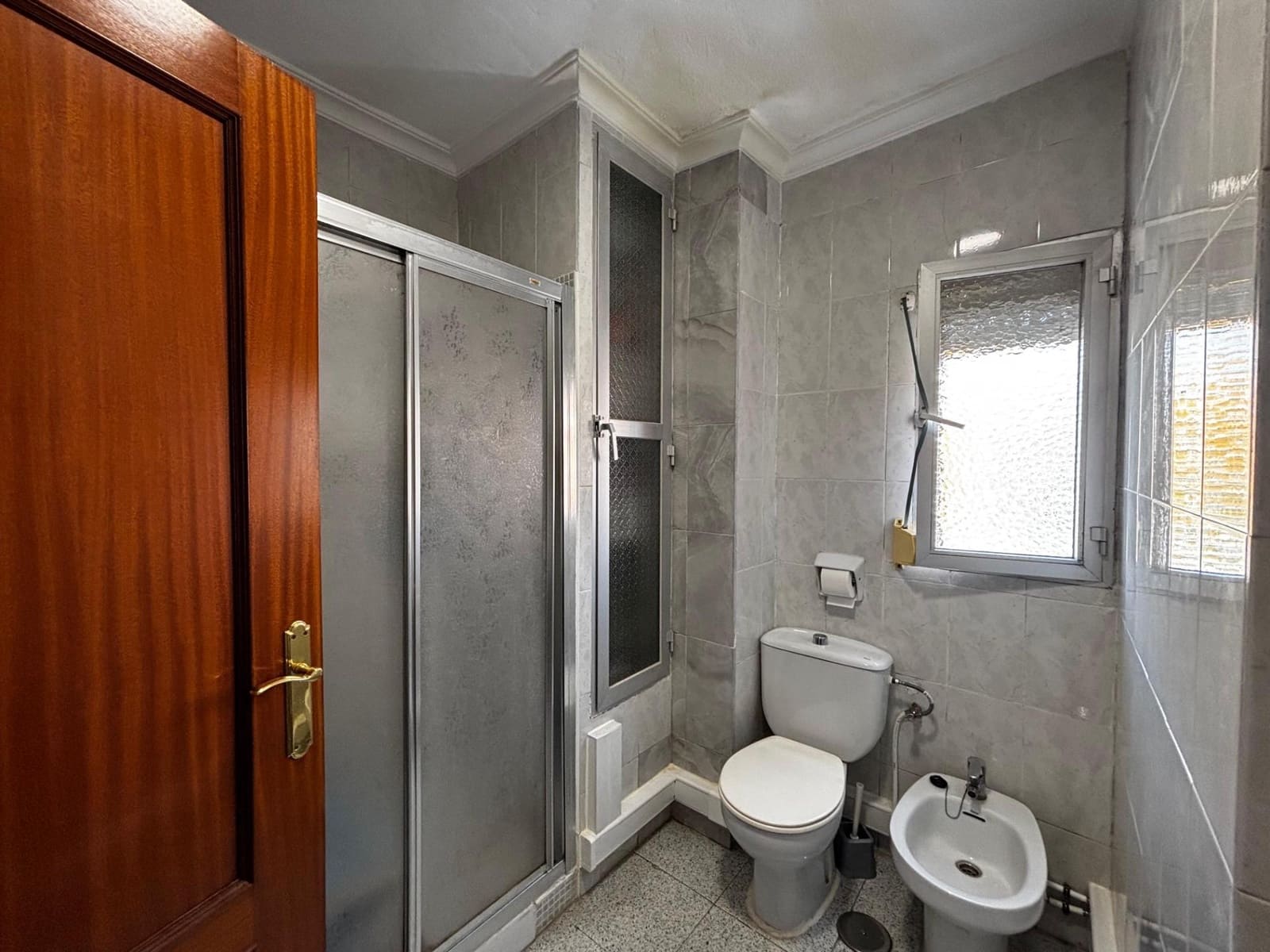 3 soverom Leilighet til salgs i La Linea de la Concepcion - € 195 000 (Ref: 9966663)