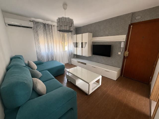 3 makuuhuone Asunto myytävänä paikassa La Línea de la Concepción - 141 000 € (Ref: 9966664)