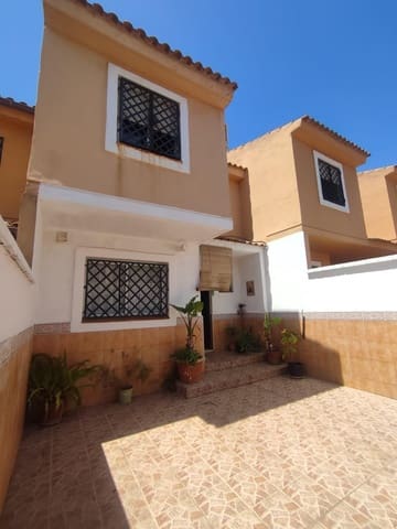 3 soverom Rekkehus til salgs i Algeciras med svømmebasseng - € 179 999 (Ref: 9986866)