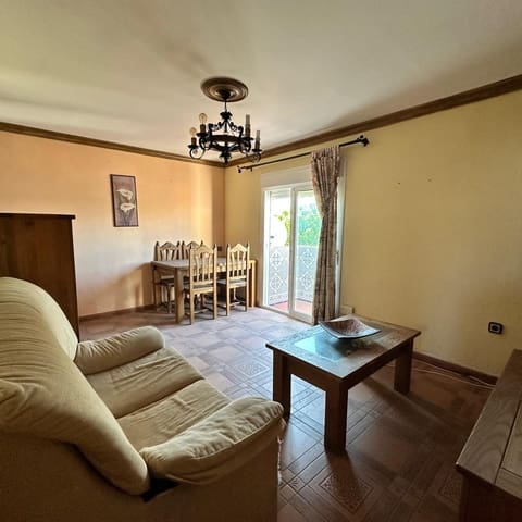 3 bedroom Flat for sale in La Línea de la Concepción - € 138,000 (Ref: 9998812)