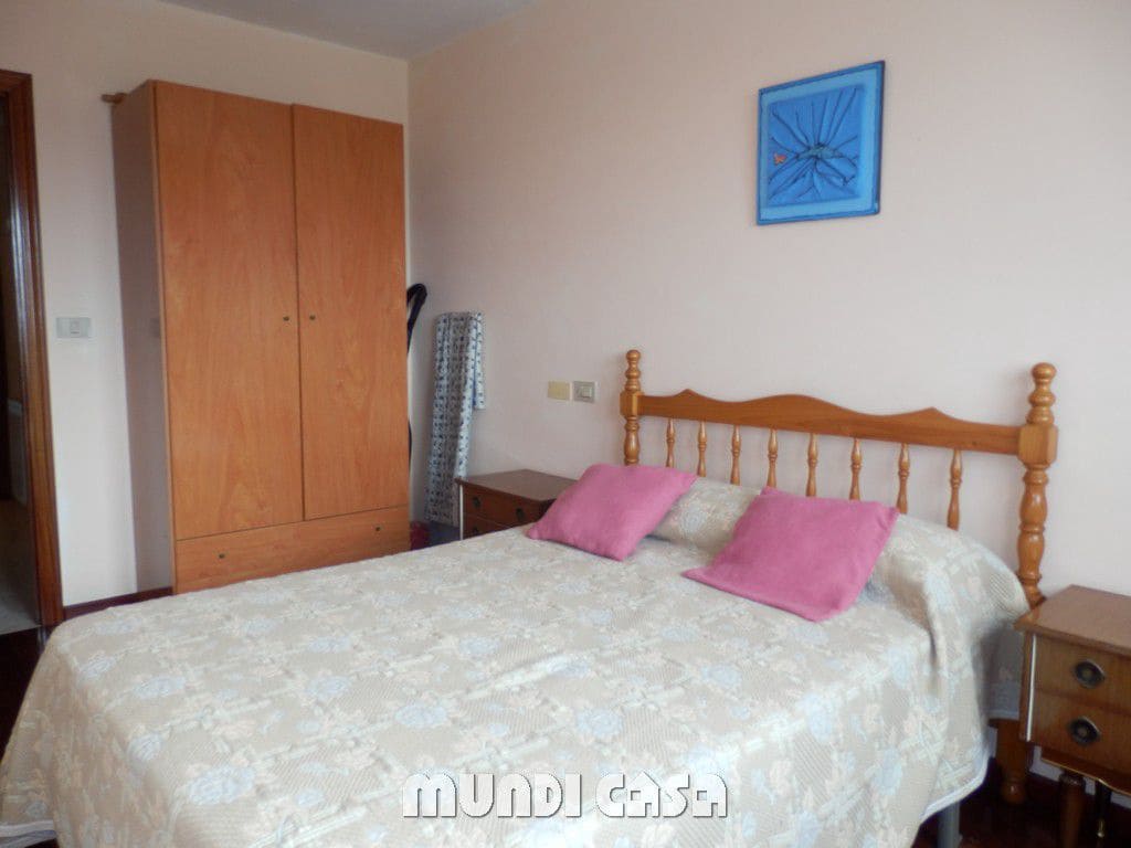 2 makuuhuone Huoneisto vuokrattavana paikassa Boiro mukana 
autotalli - 400 € (Ref: 10020299)